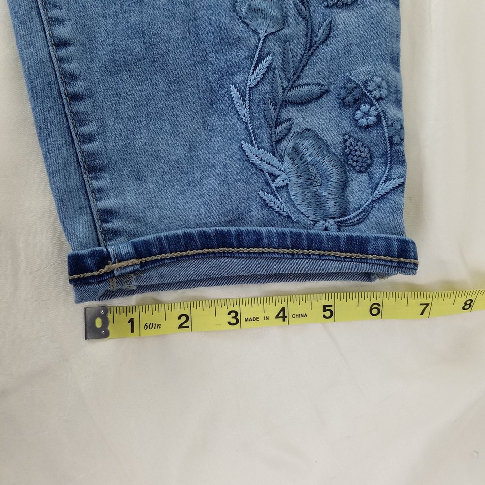 Chico's Perfect Stretch Girlfriend Slim Leg Ankle Jeans Floral Blue Size 2.5 14 - Picture 6 of 10